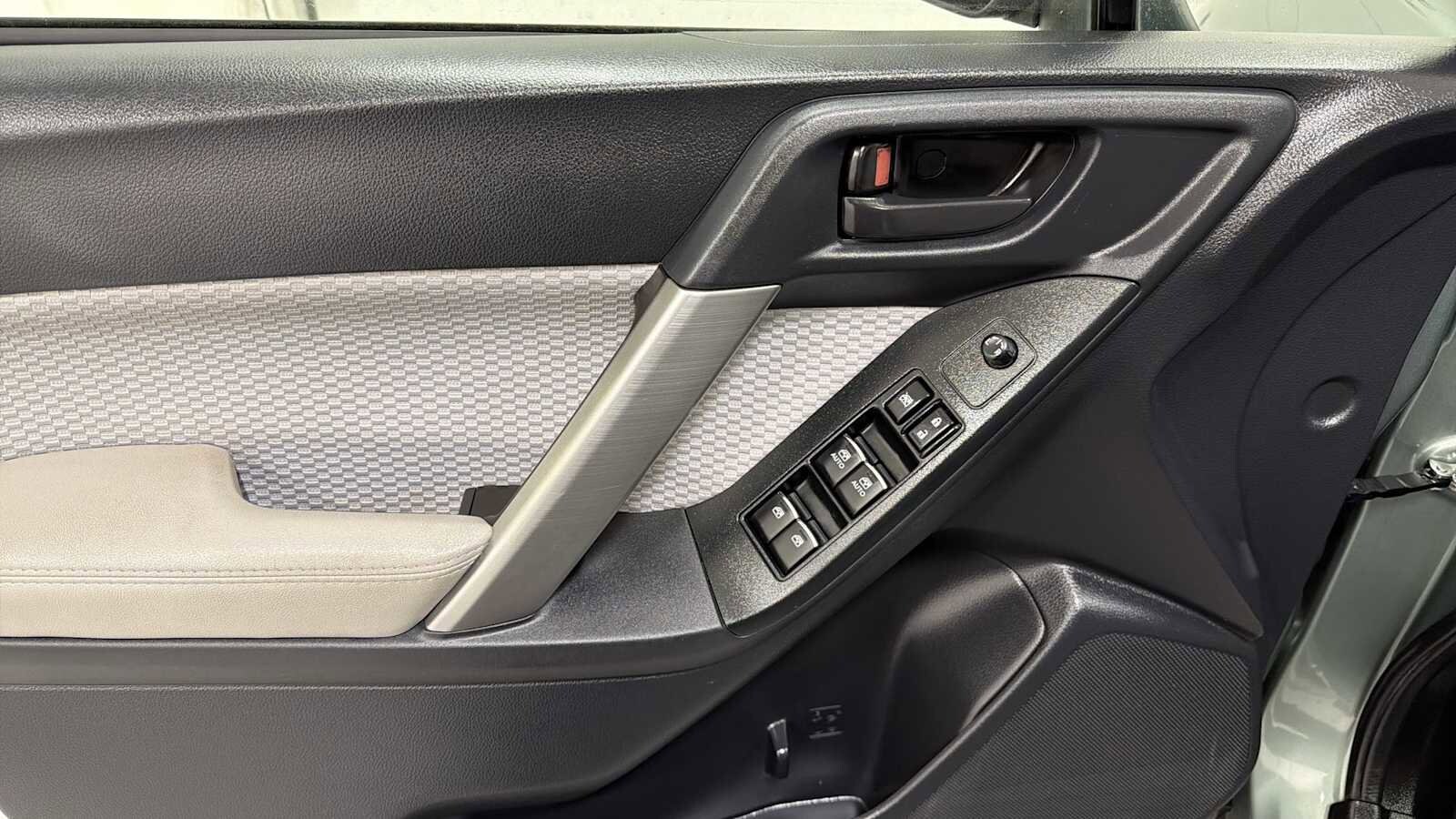 Thumbnail: 2017 Subaru Forester - 15