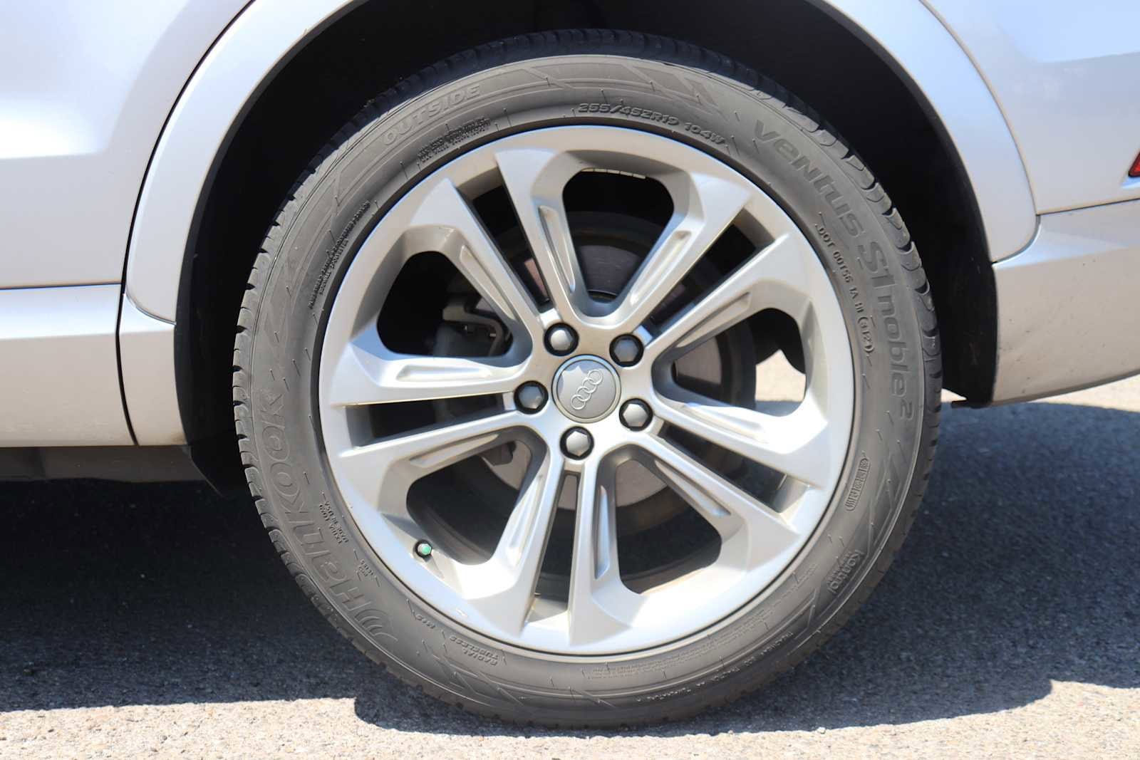 Thumbnail: 2015 Audi Q3 - 9
