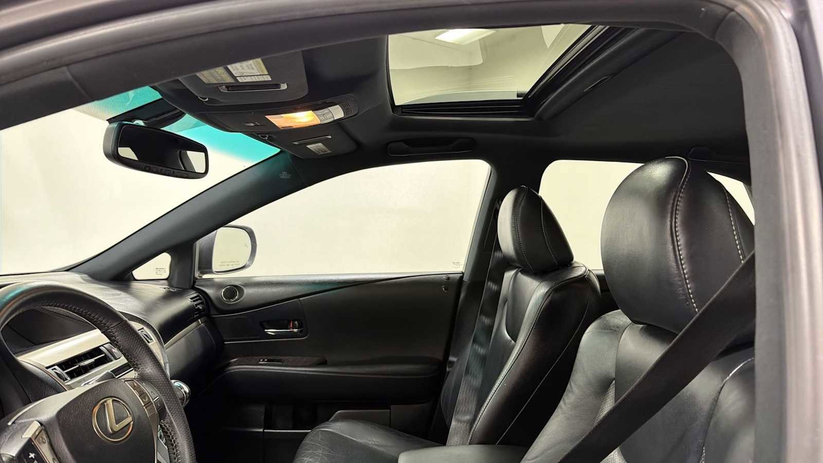 Thumbnail: 2015 Lexus RX - 24