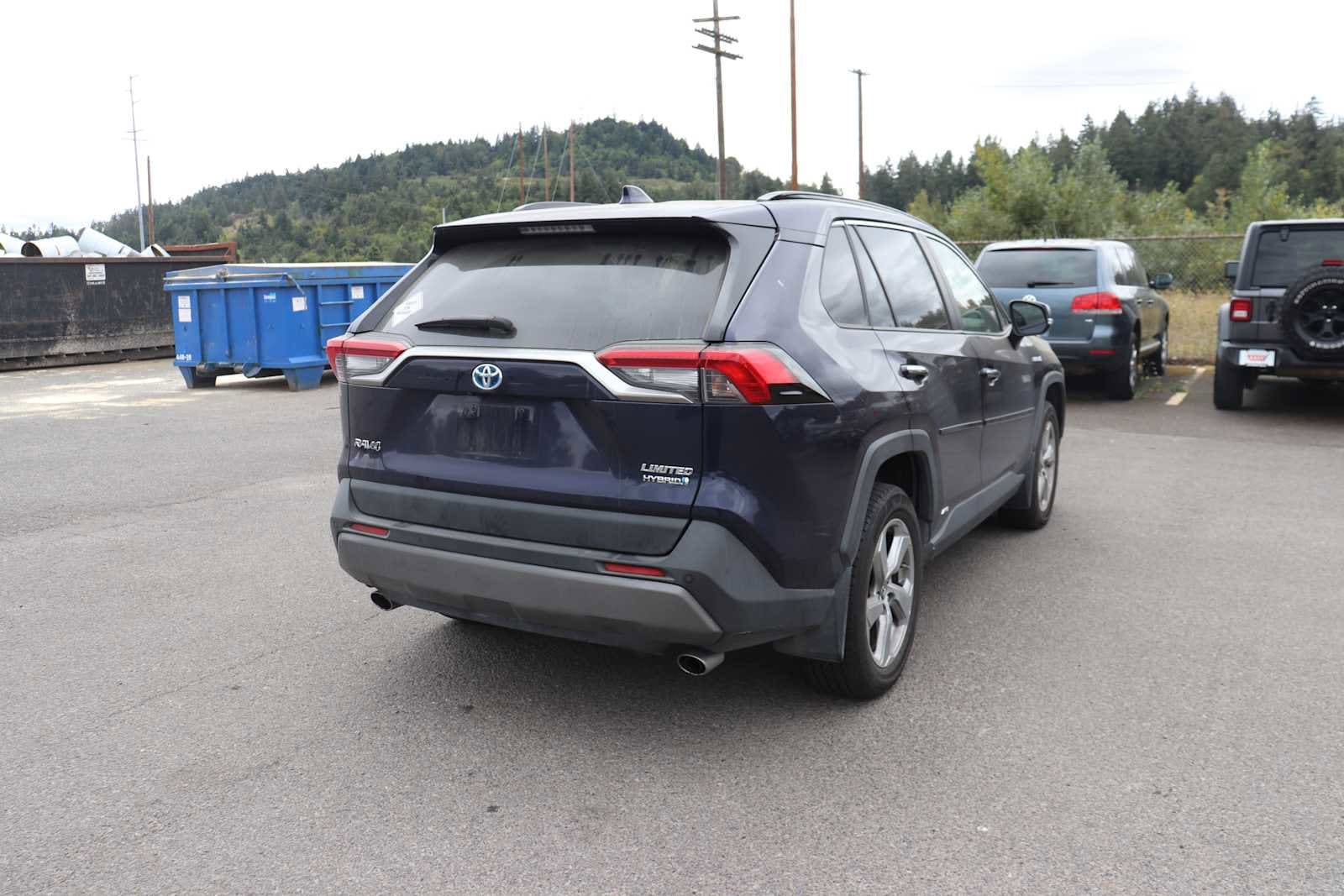 Thumbnail: 2019 Toyota RAV4 - 5