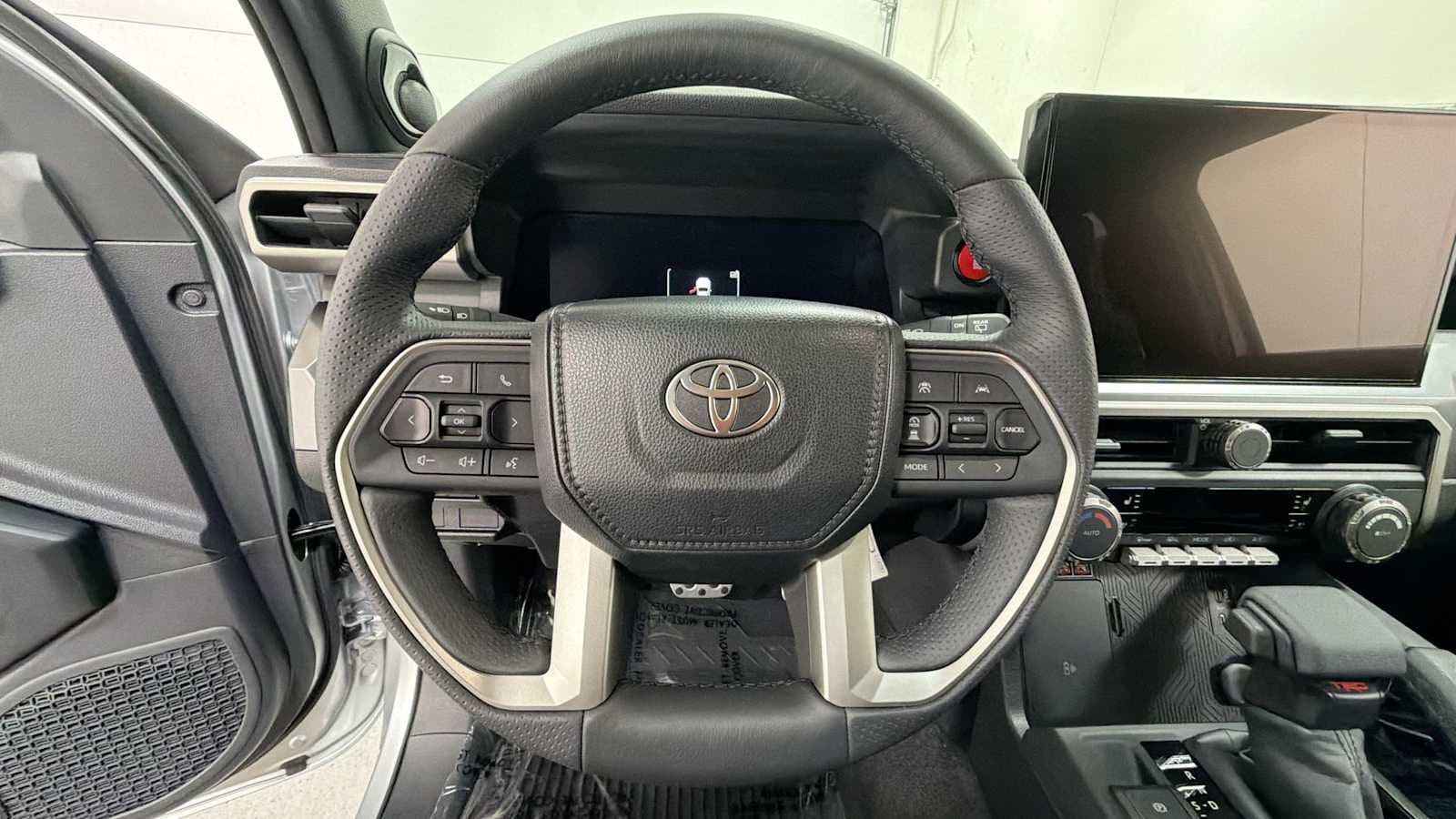Thumbnail: 2026 Toyota 4Runner - 16
