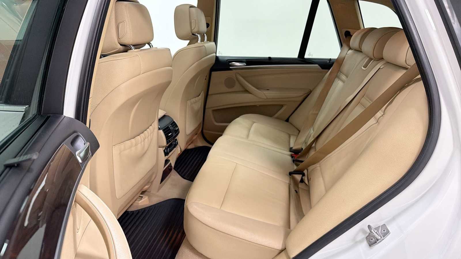 Thumbnail: 2013 BMW X5 - 26
