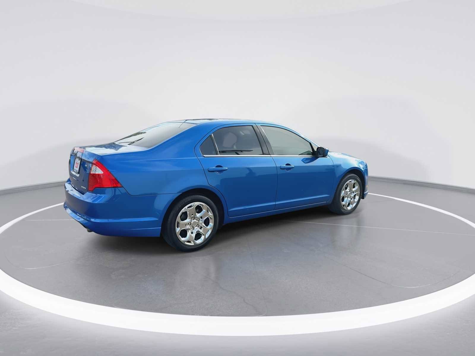 Thumbnail: 2011 Ford Fusion - 8