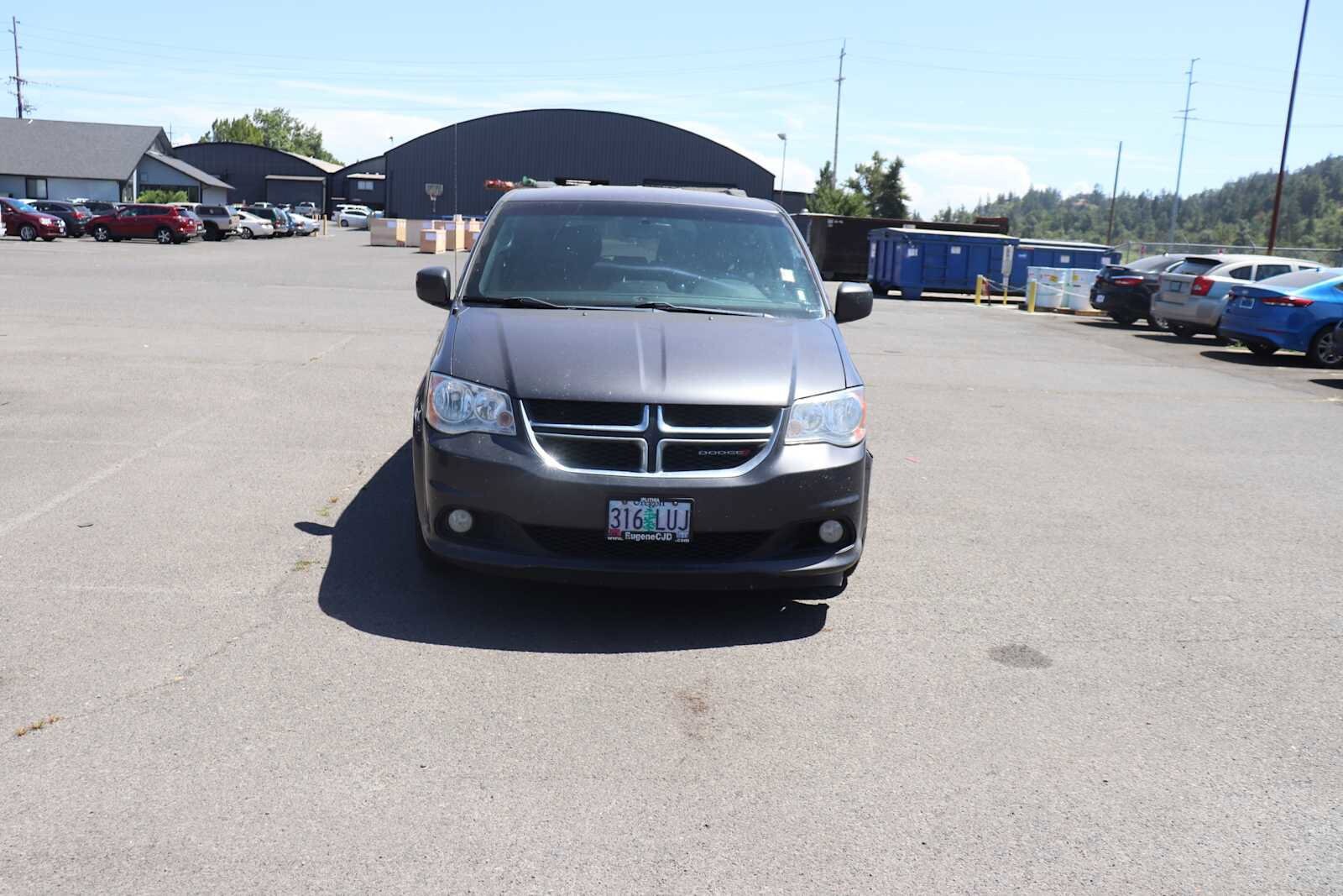 2018 Dodge Grand Caravan SXT photo 2