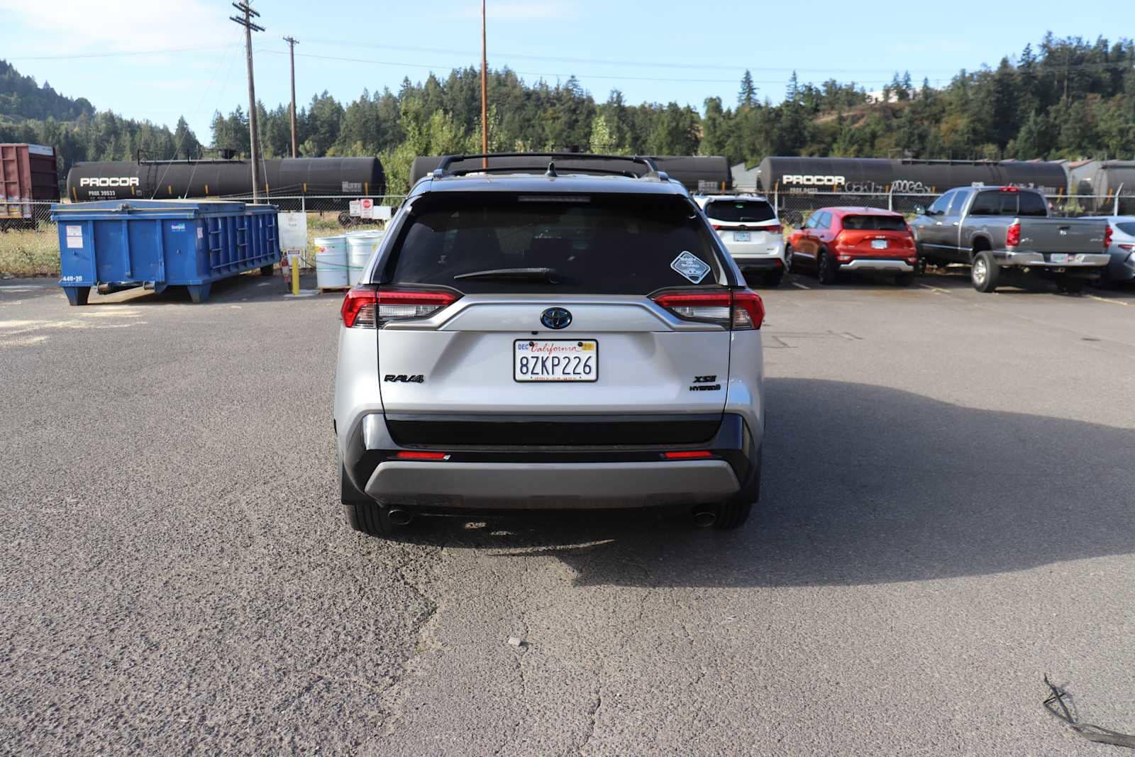 Thumbnail: 2021 Toyota RAV4 - 6