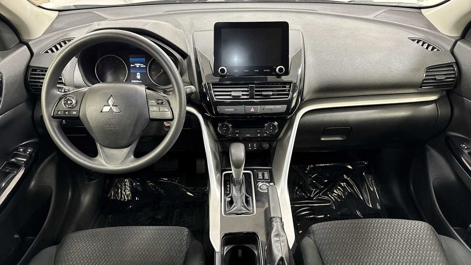 Thumbnail: 2023 Mitsubishi Eclipse Cross - 25