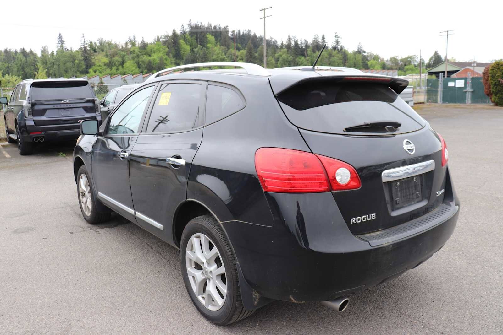 Thumbnail: 2012 Nissan Rogue - 8