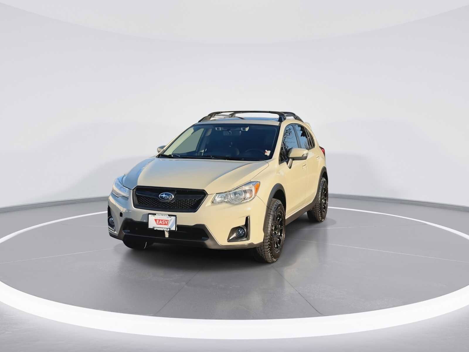 Thumbnail: 2017 Subaru Crosstrek - 3