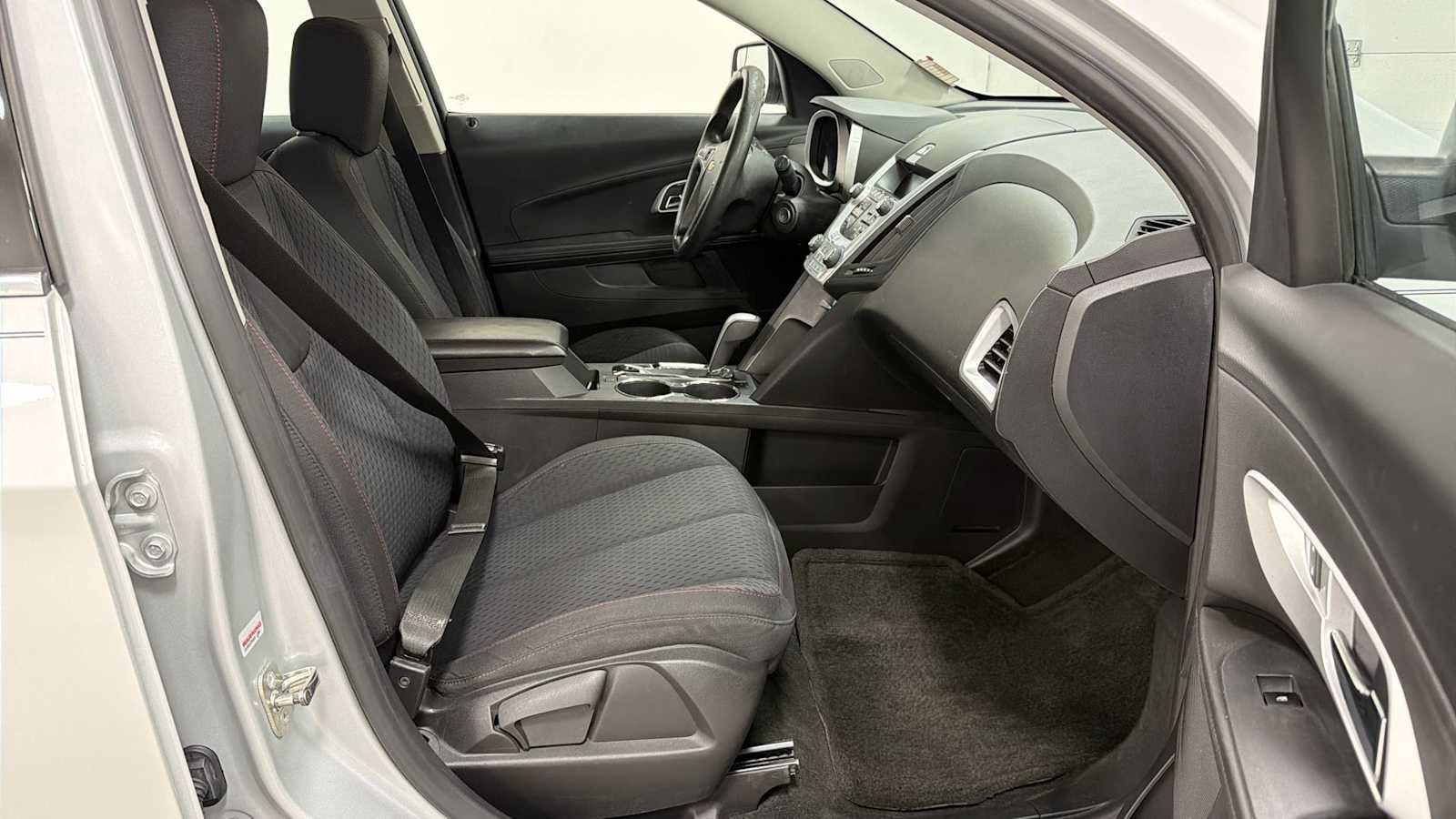 Thumbnail: 2013 Chevrolet Equinox - 27