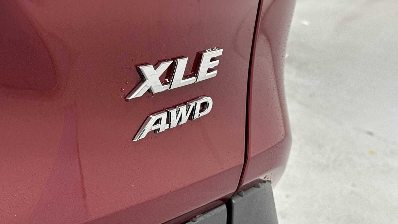 Thumbnail: 2025 Toyota RAV4 - 29