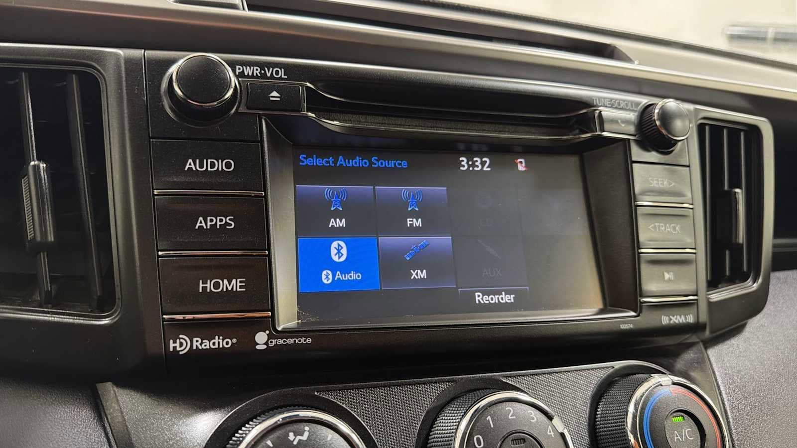 Thumbnail: 2017 Toyota RAV4 - 18