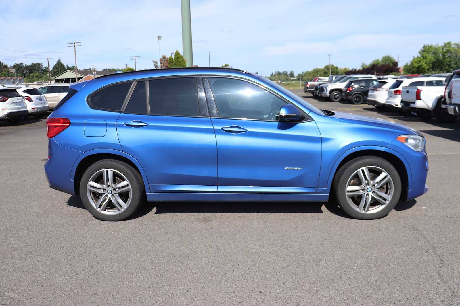 Thumbnail: 2017 BMW X1 - 4