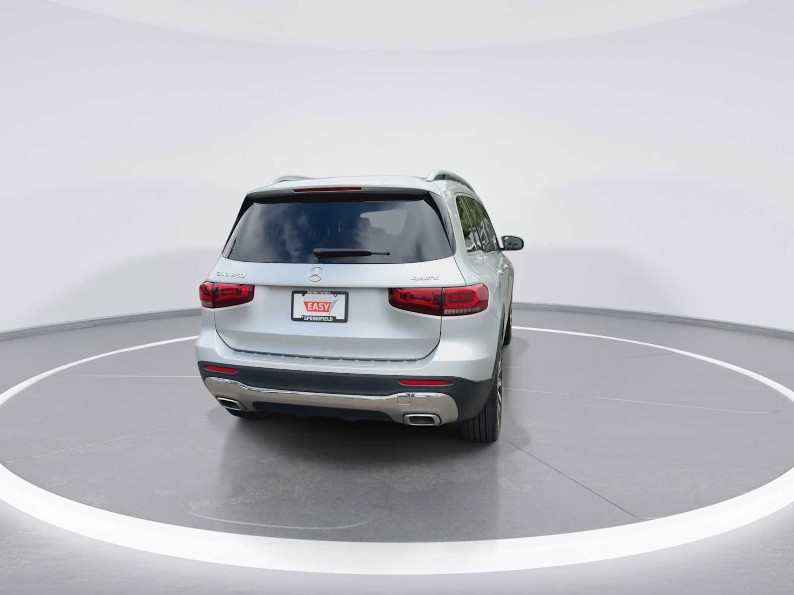 Thumbnail: 2022 Mercedes-Benz GLB - 7