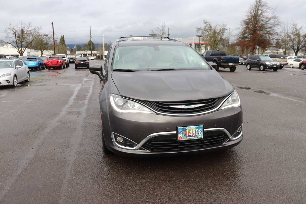 Used 2018 Chrysler Pacifica Hybrid Touring L Van Passenger Van