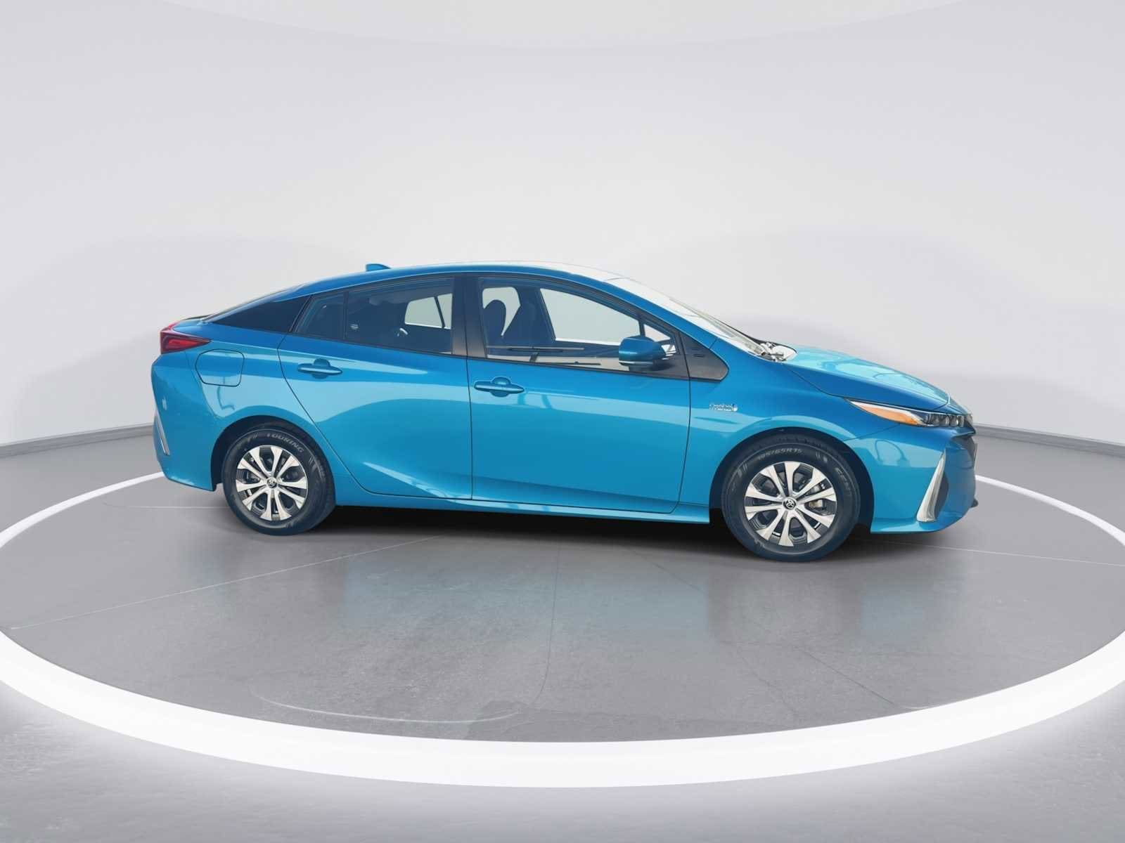 Thumbnail: 2021 Toyota Prius Prime - 9