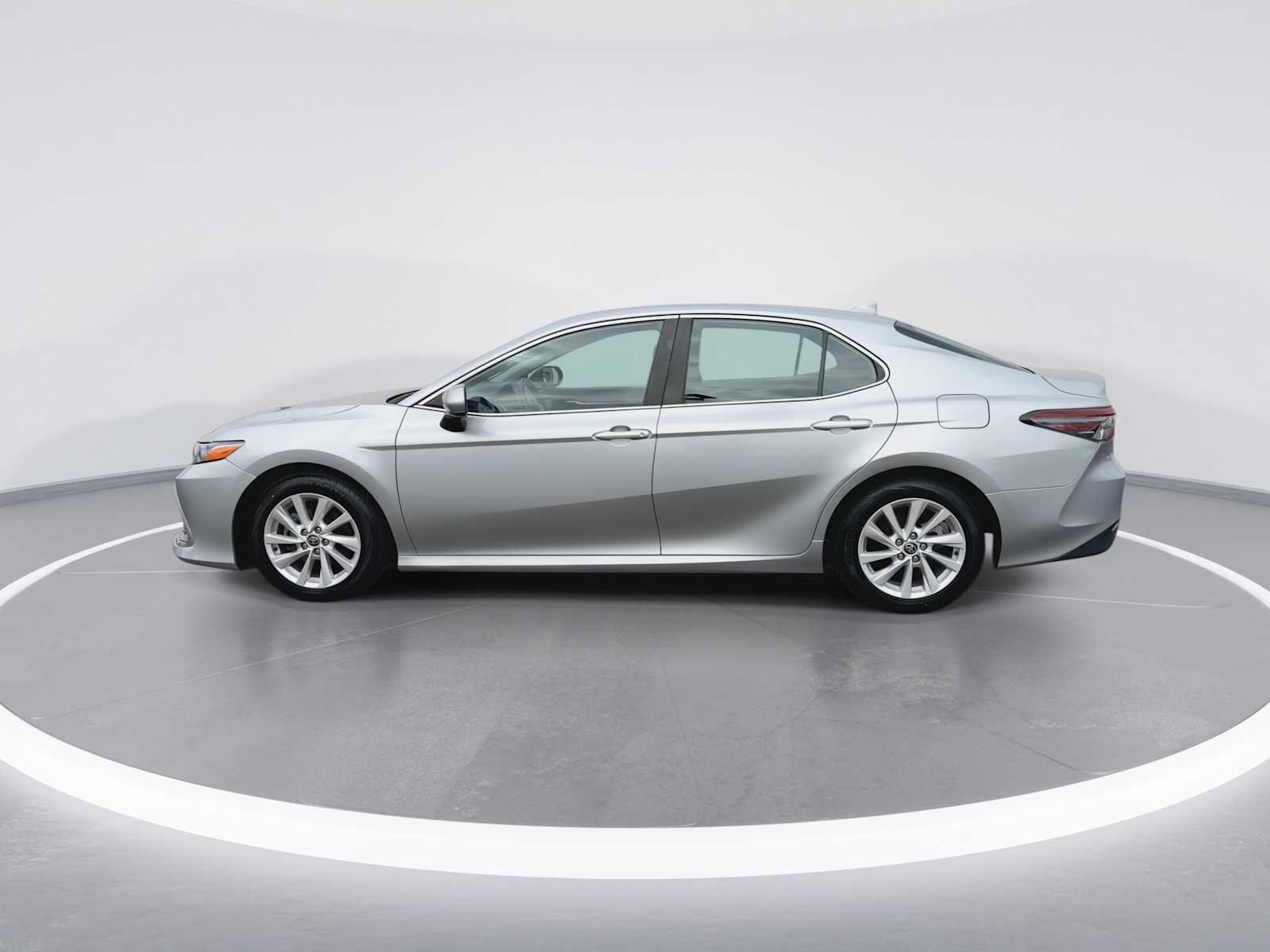 Thumbnail: 2021 Toyota Camry - 5