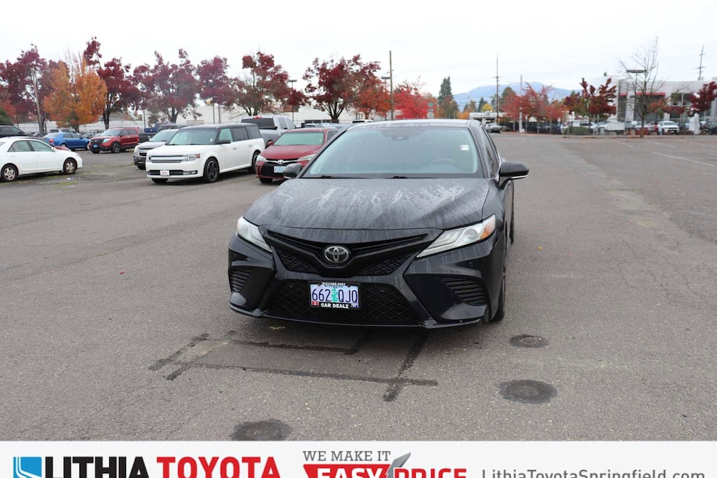 Used 2018 Toyota Camry XSE Sedan