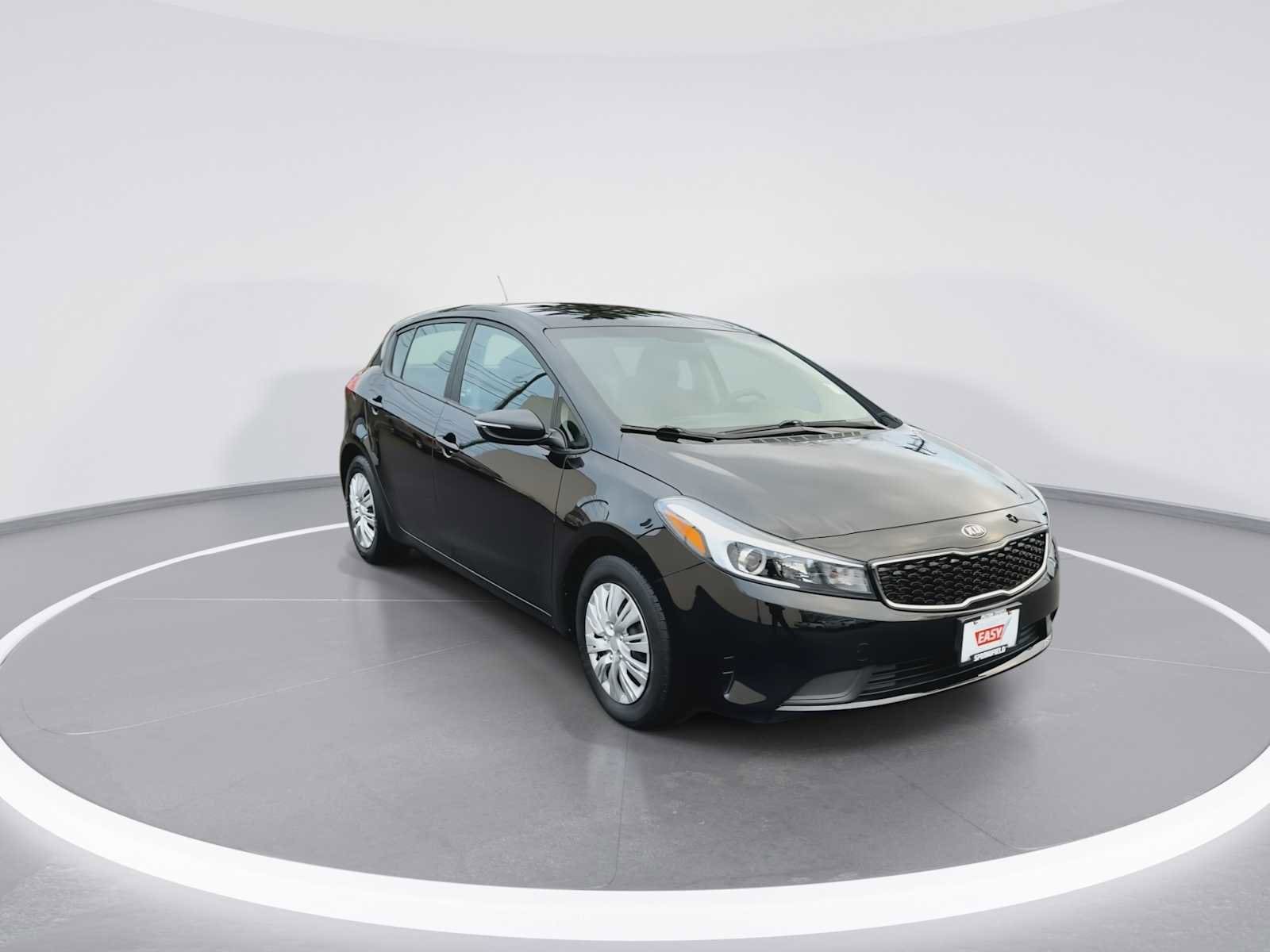 Thumbnail: 2017 Kia Forte - 2