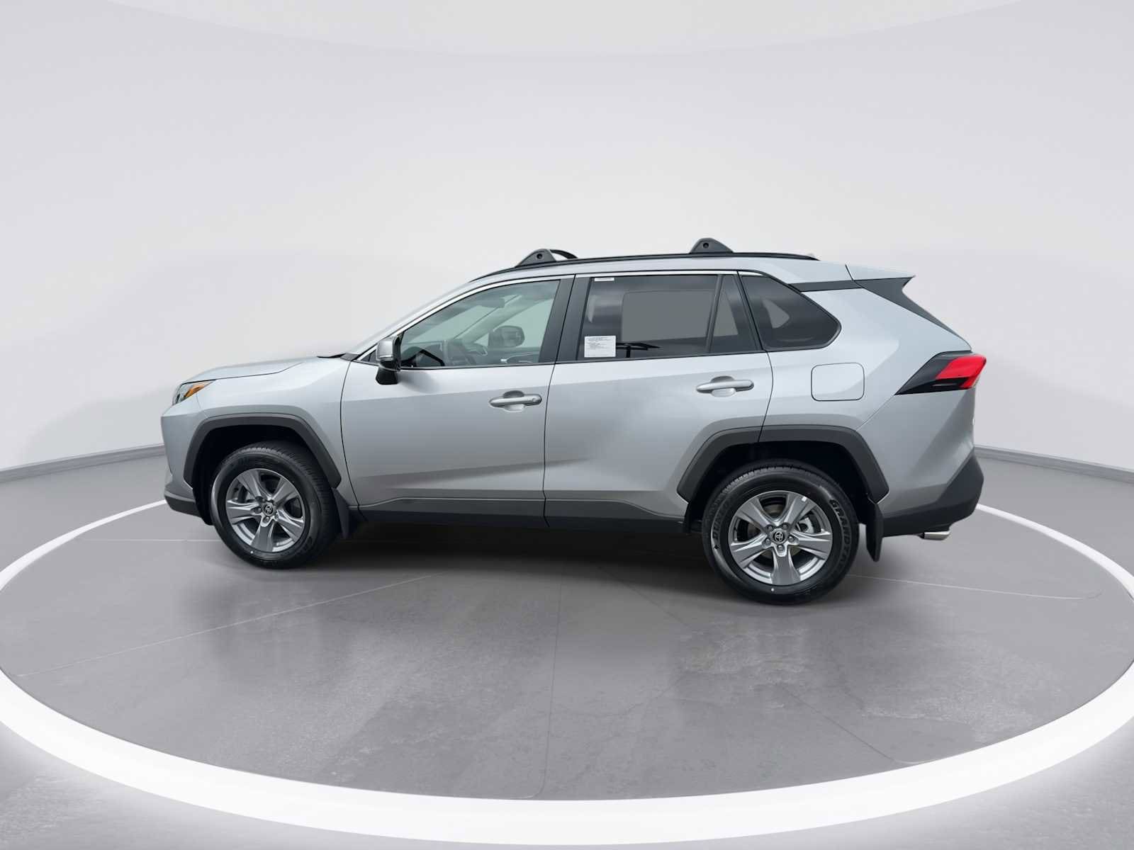 Thumbnail: 2025 Toyota RAV4 - 5