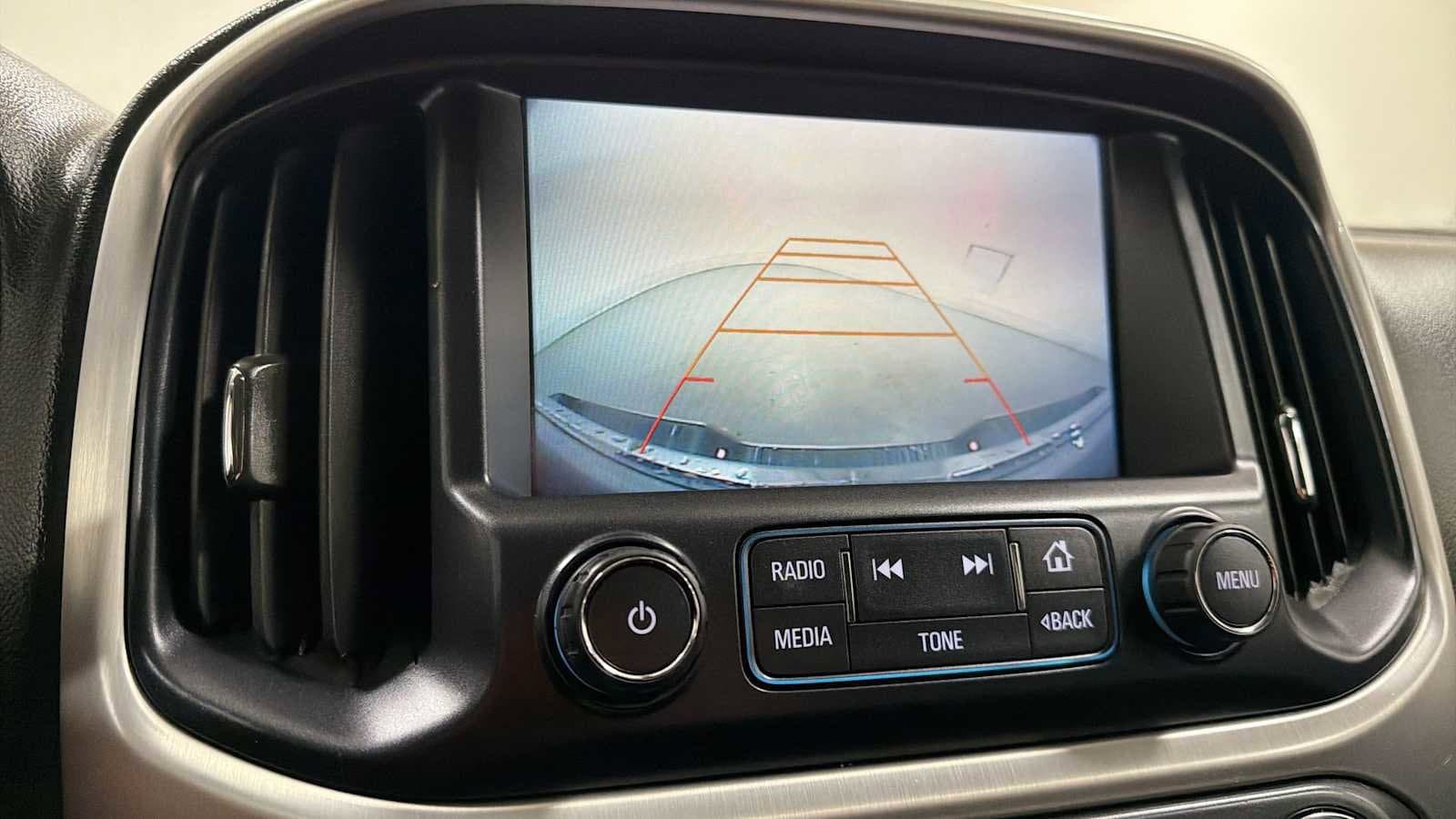 Thumbnail: 2017 GMC Canyon - 19