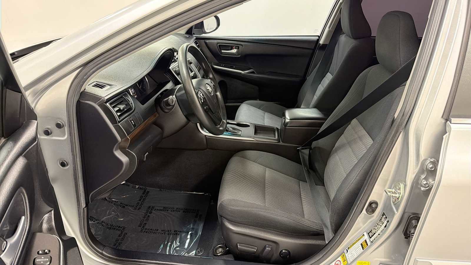 Thumbnail: 2017 Toyota Camry - 13