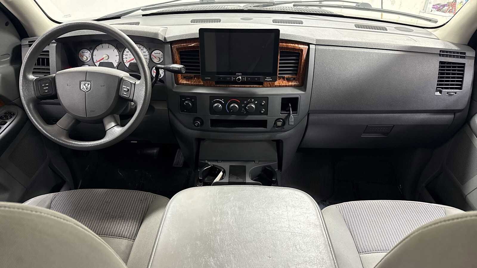 Thumbnail: 2006 Dodge Ram 1500 - 25