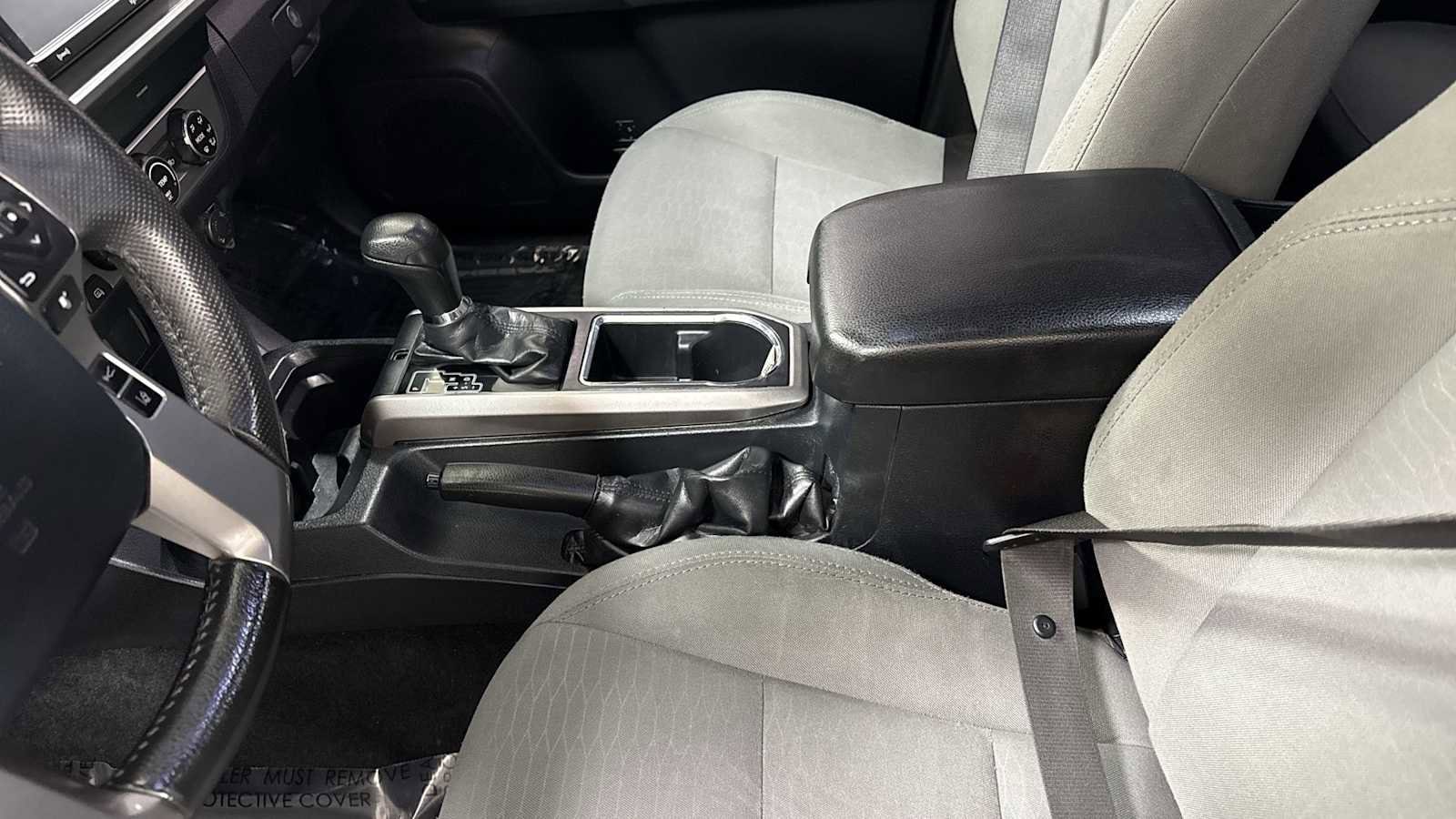 Thumbnail: 2019 Toyota Tacoma - 22