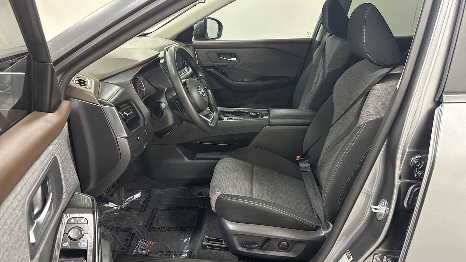 Thumbnail: 2022 Nissan Rogue - 13