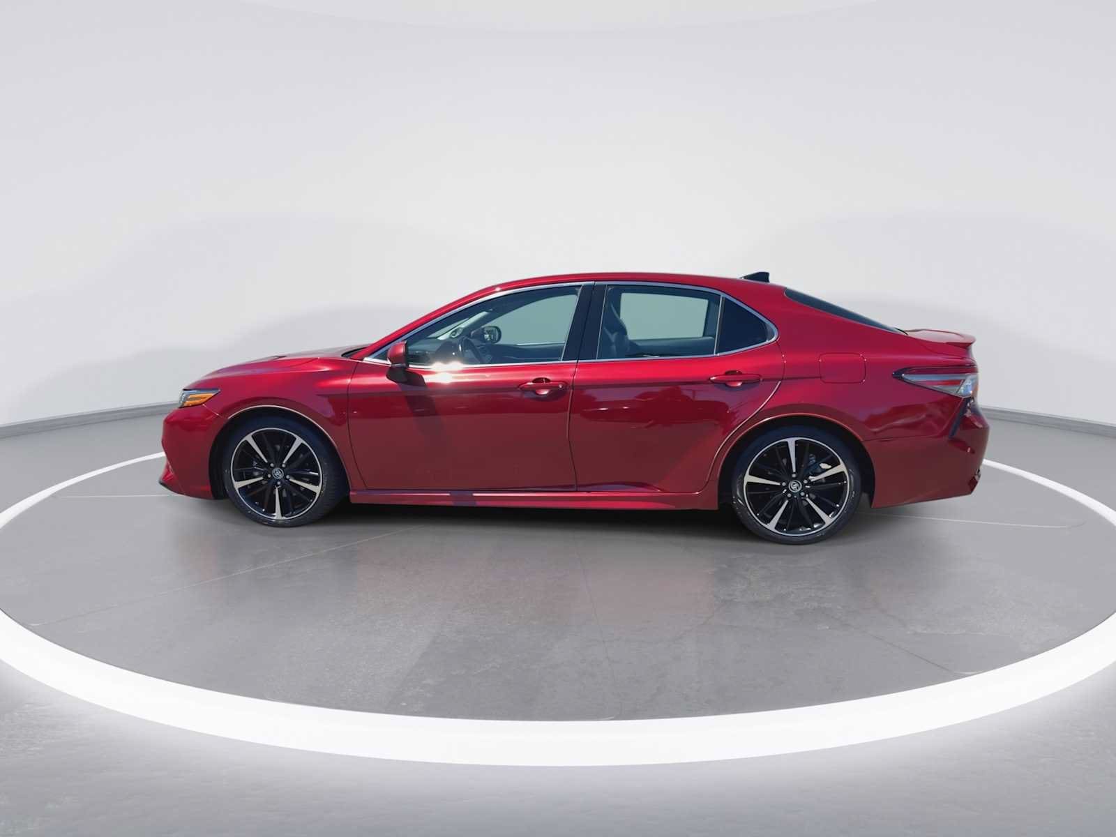 Thumbnail: 2018 Toyota Camry - 5