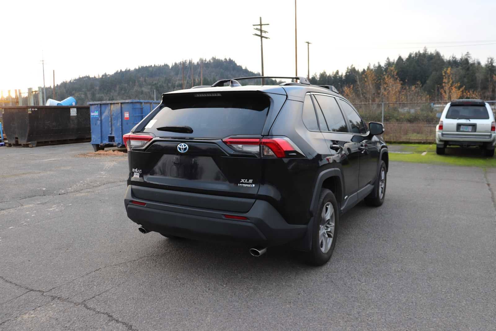 Thumbnail: 2024 Toyota RAV4 - 5