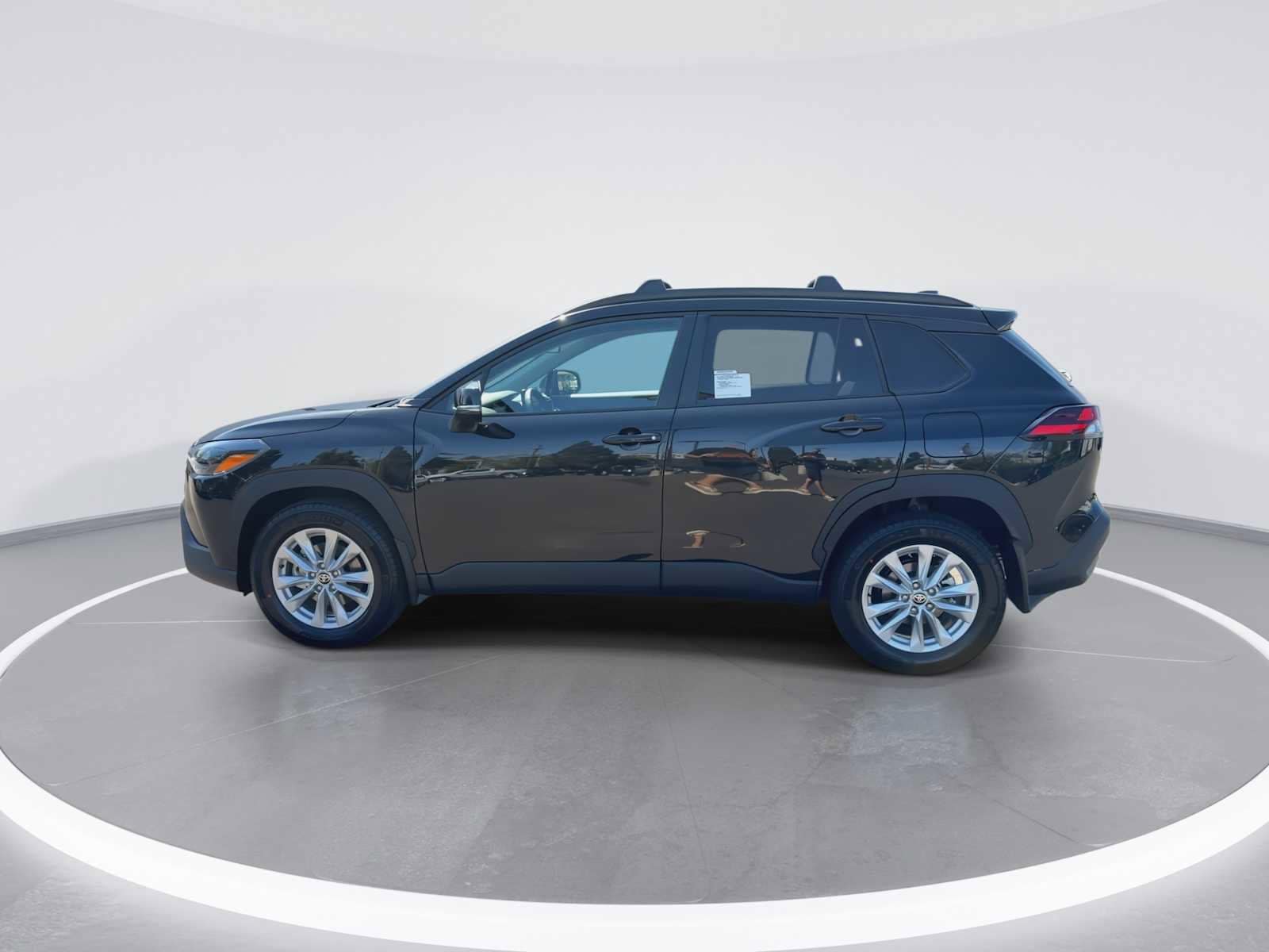 Thumbnail: 2026 Toyota Corolla Cross - 5