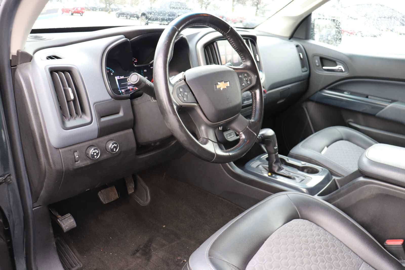 Thumbnail: 2017 Chevrolet Colorado - 10