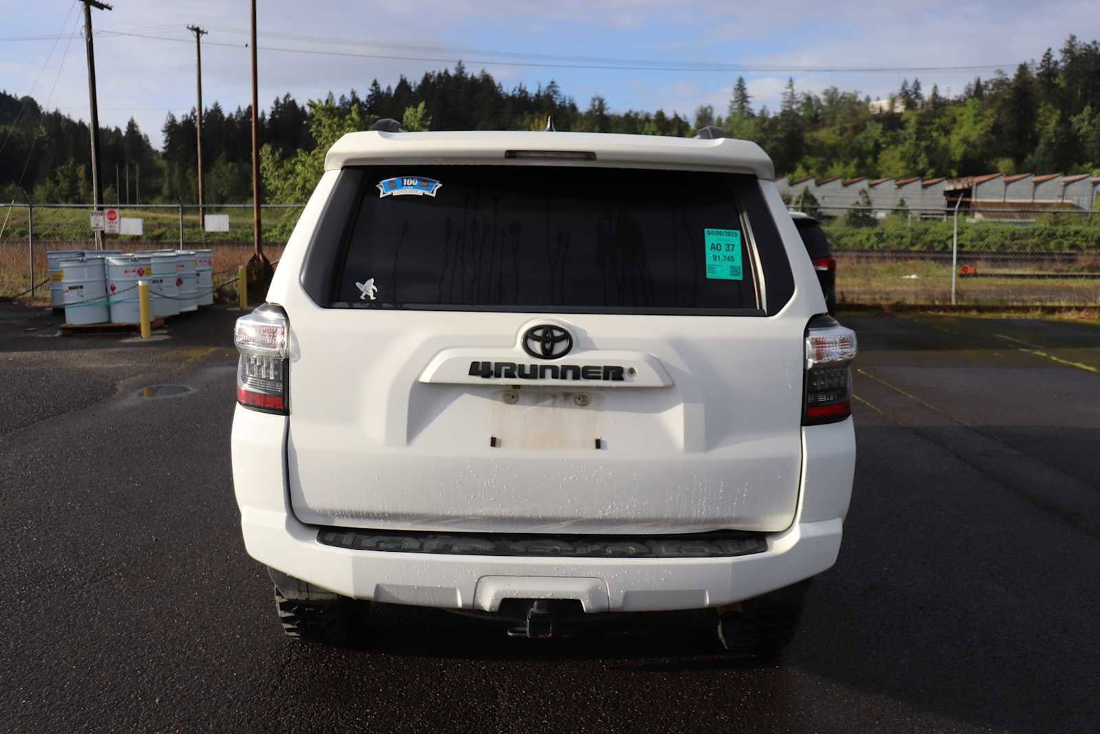 Thumbnail: 2019 Toyota 4Runner - 6