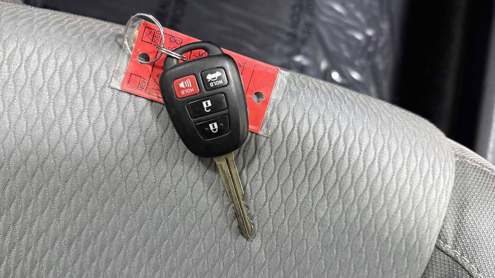 Thumbnail: 2015 Toyota Corolla - 30