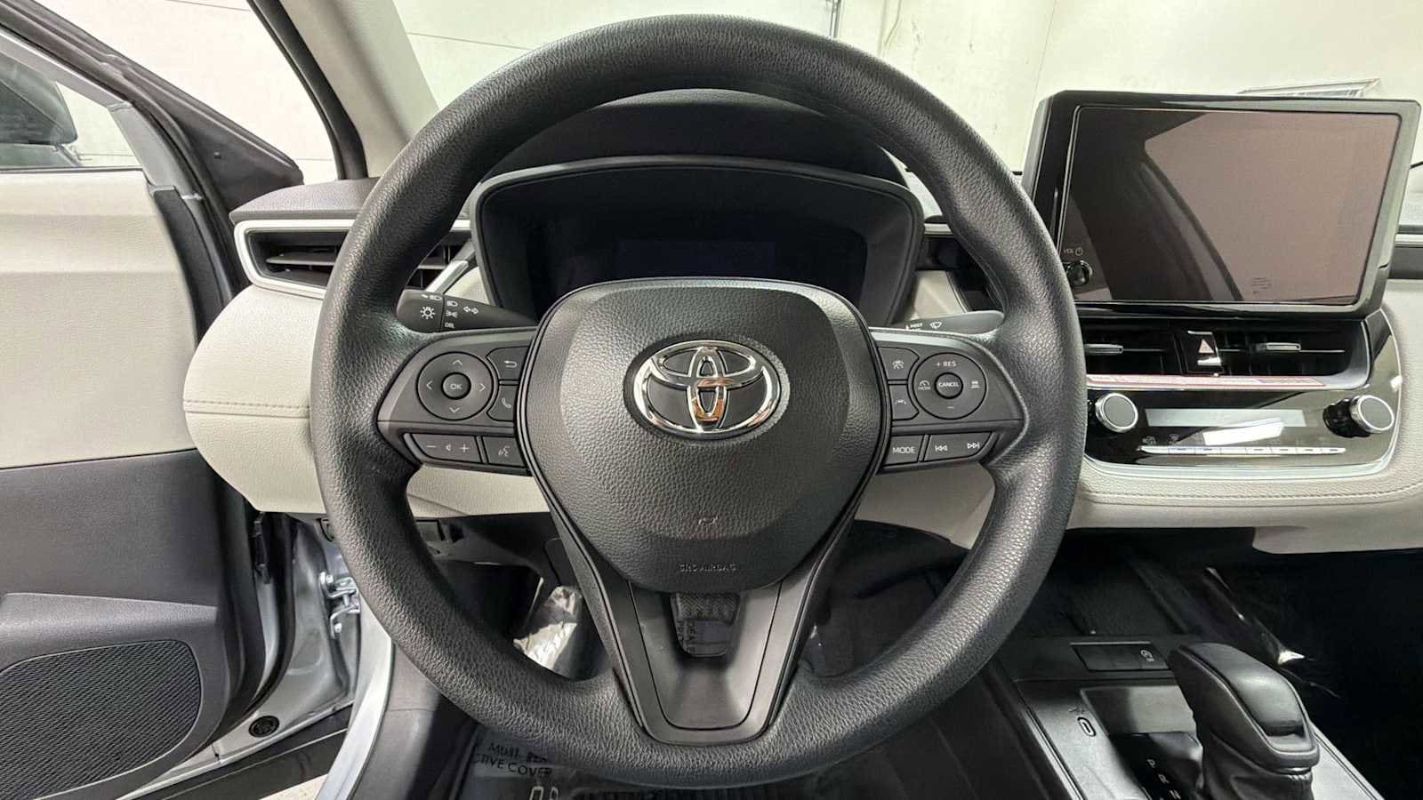 Thumbnail: 2026 Toyota Corolla Cross - 16