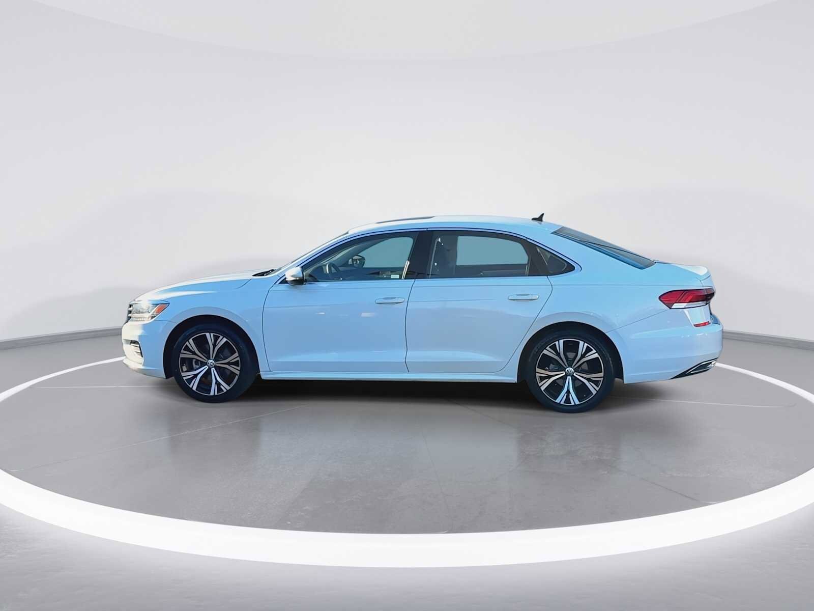 Thumbnail: 2021 Volkswagen Passat - 5