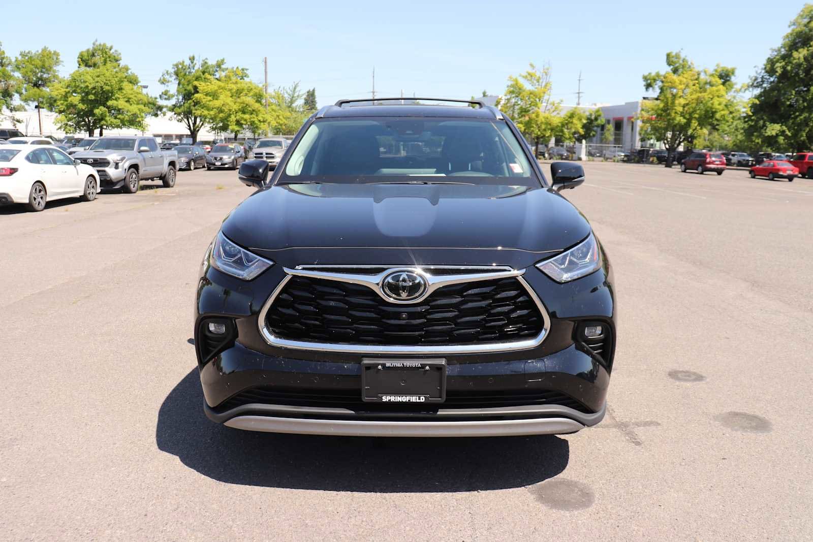 Thumbnail: 2026 Toyota Highlander - 2