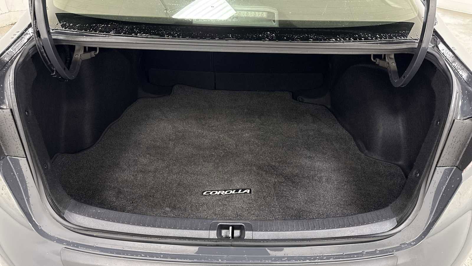 Thumbnail: 2024 Toyota Corolla - 28