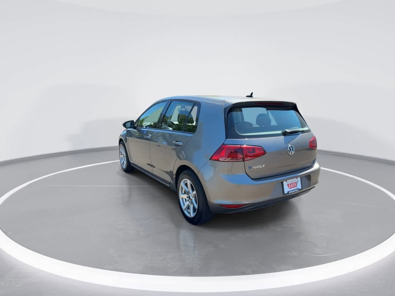 Thumbnail: 2016 Volkswagen e-Golf - 6