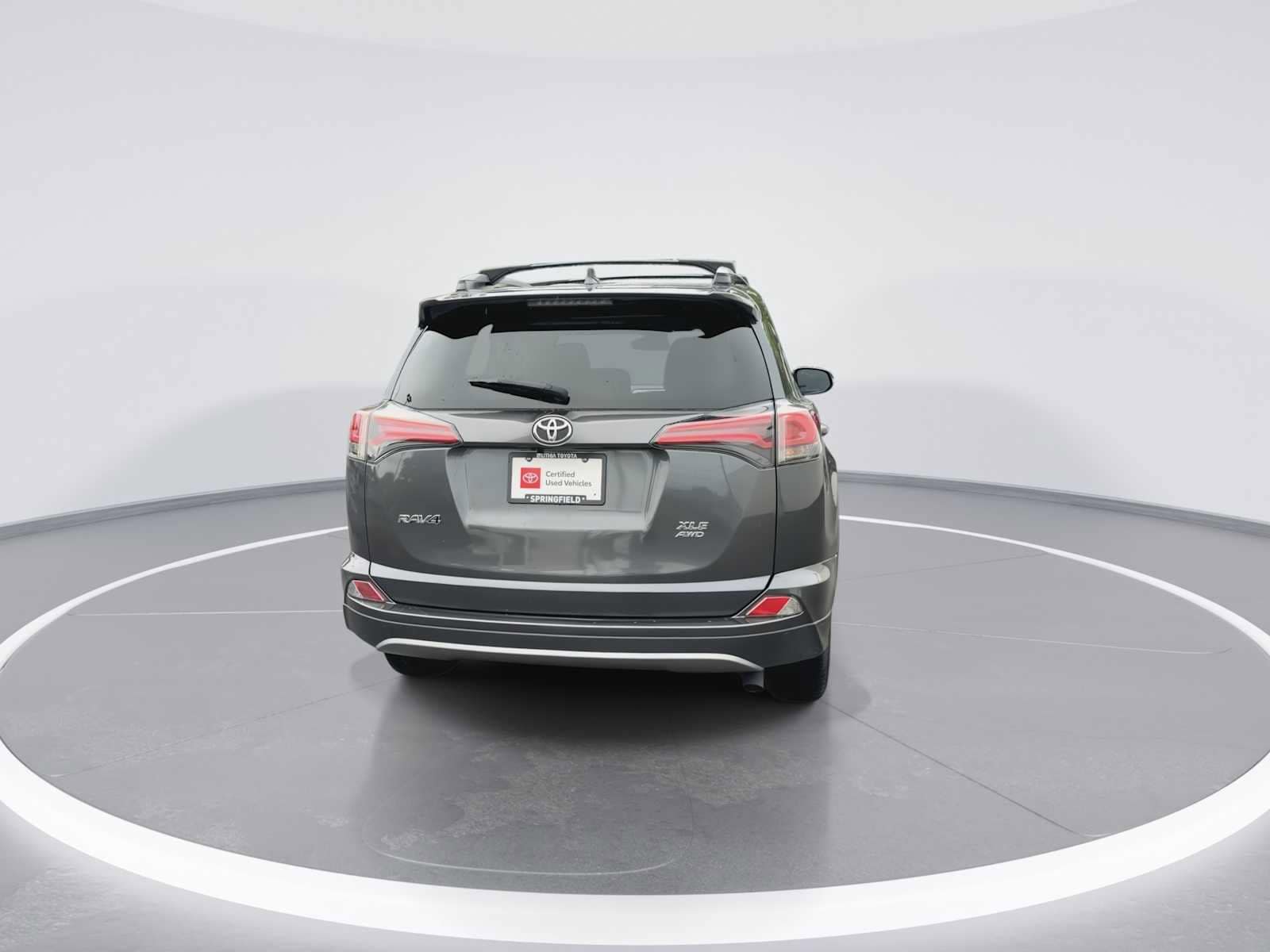 Thumbnail: 2018 Toyota RAV4 - 7