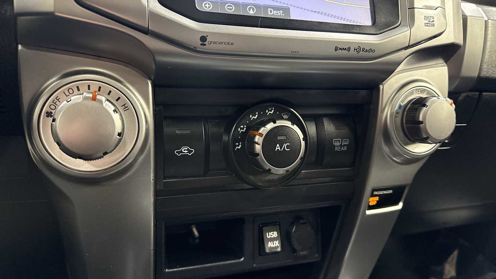 Thumbnail: 2019 Toyota 4Runner - 21