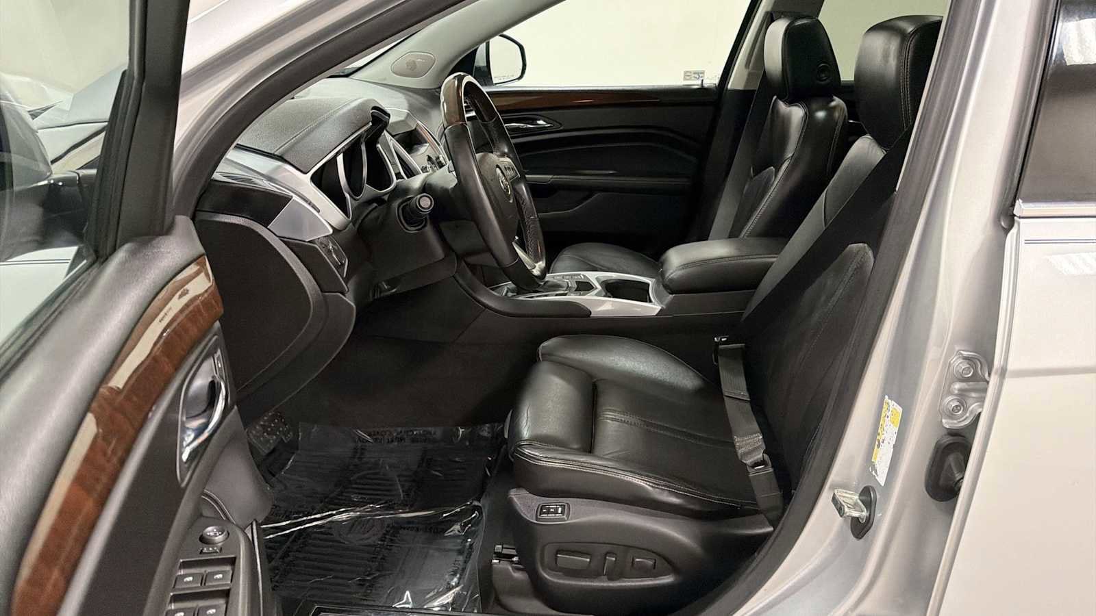 Thumbnail: 2012 Cadillac SRX - 13