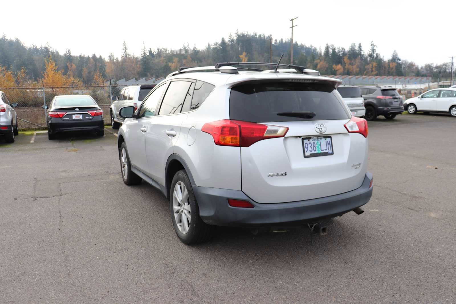 Thumbnail: 2015 Toyota RAV4 - 7