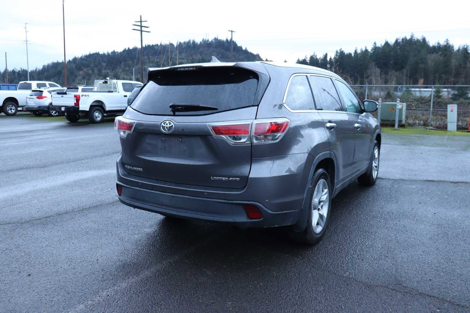 Thumbnail: 2015 Toyota Highlander - 5