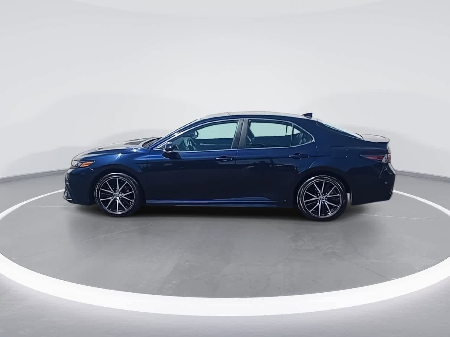 Thumbnail: 2022 Toyota Camry - 5