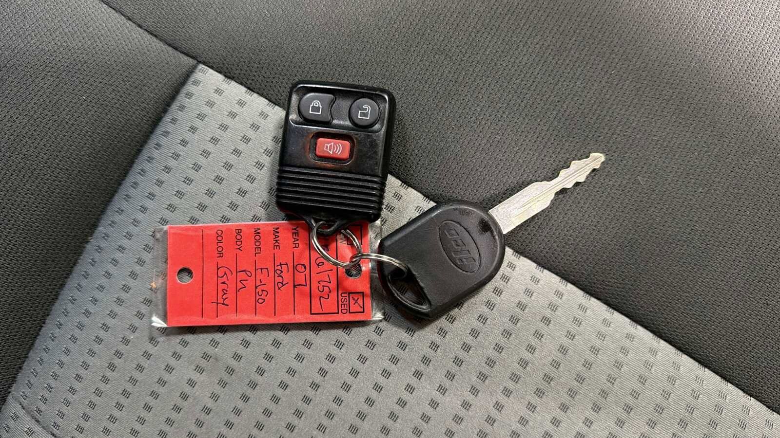 Thumbnail: 2007 Ford Econoline - 30