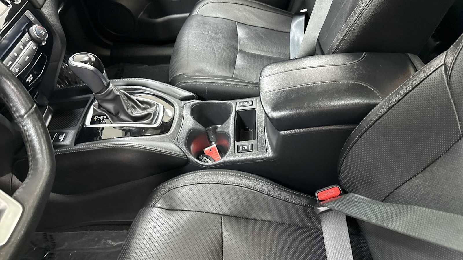 Thumbnail: 2020 Nissan Rogue - 23