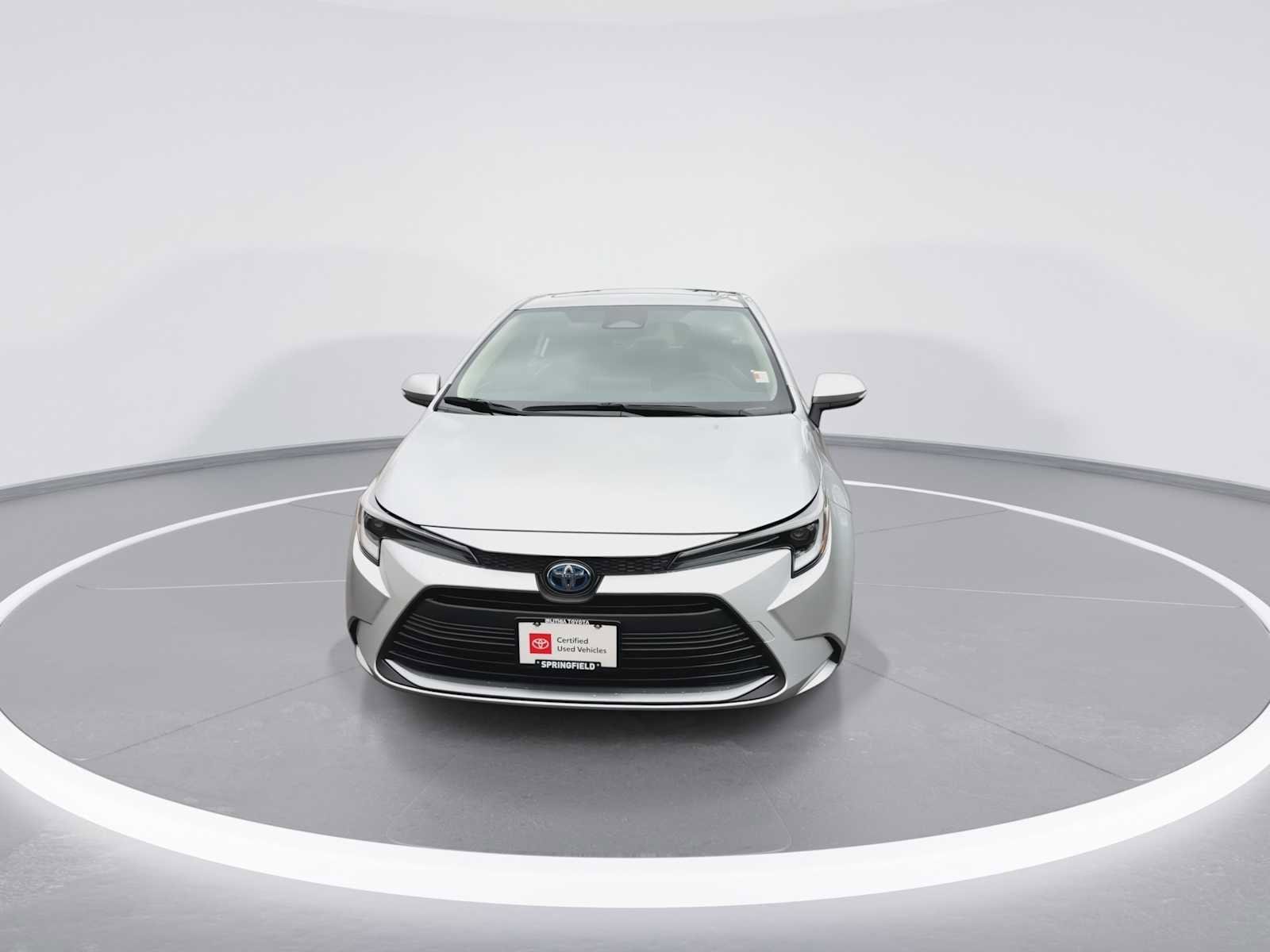 Thumbnail: 2024 Toyota Corolla - 3