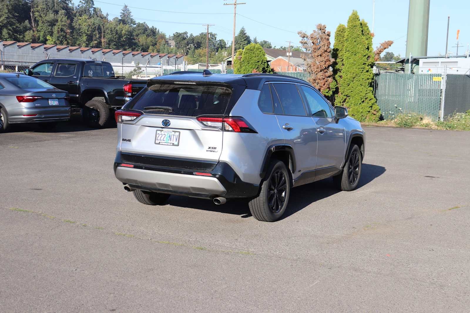 Thumbnail: 2022 Toyota RAV4 - 5