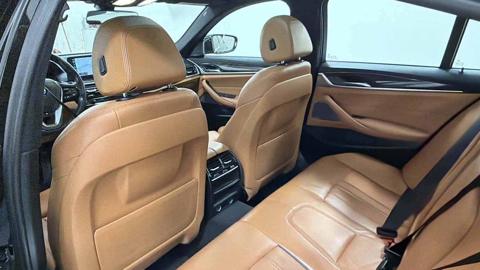 Thumbnail: 2018 BMW 5 Series - 26